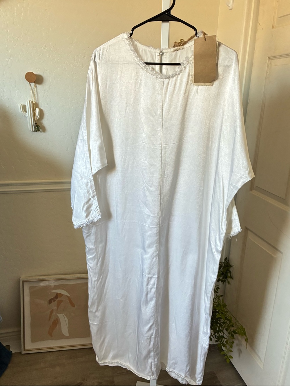 A Perfect Nomad NWT White Oversized Kaftan Dress 100% silk organic hemp